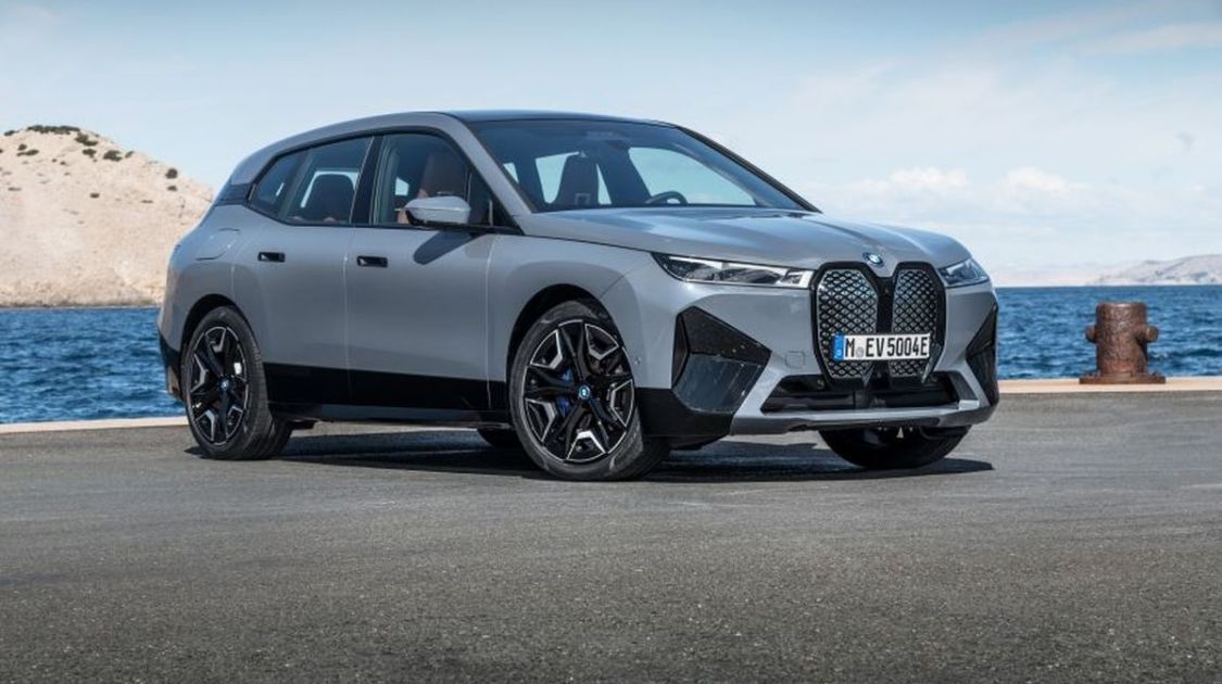 BMW iX 2024: Mobil Listrik Mewah dengan Teknologi Canggih