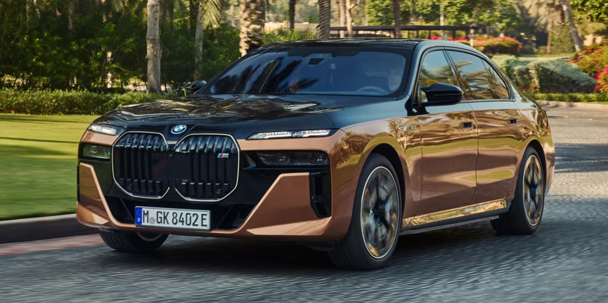 BMW i7 2024: Mobil Listrik Mewah dengan Teknologi & Performa Tanpa Kompromi